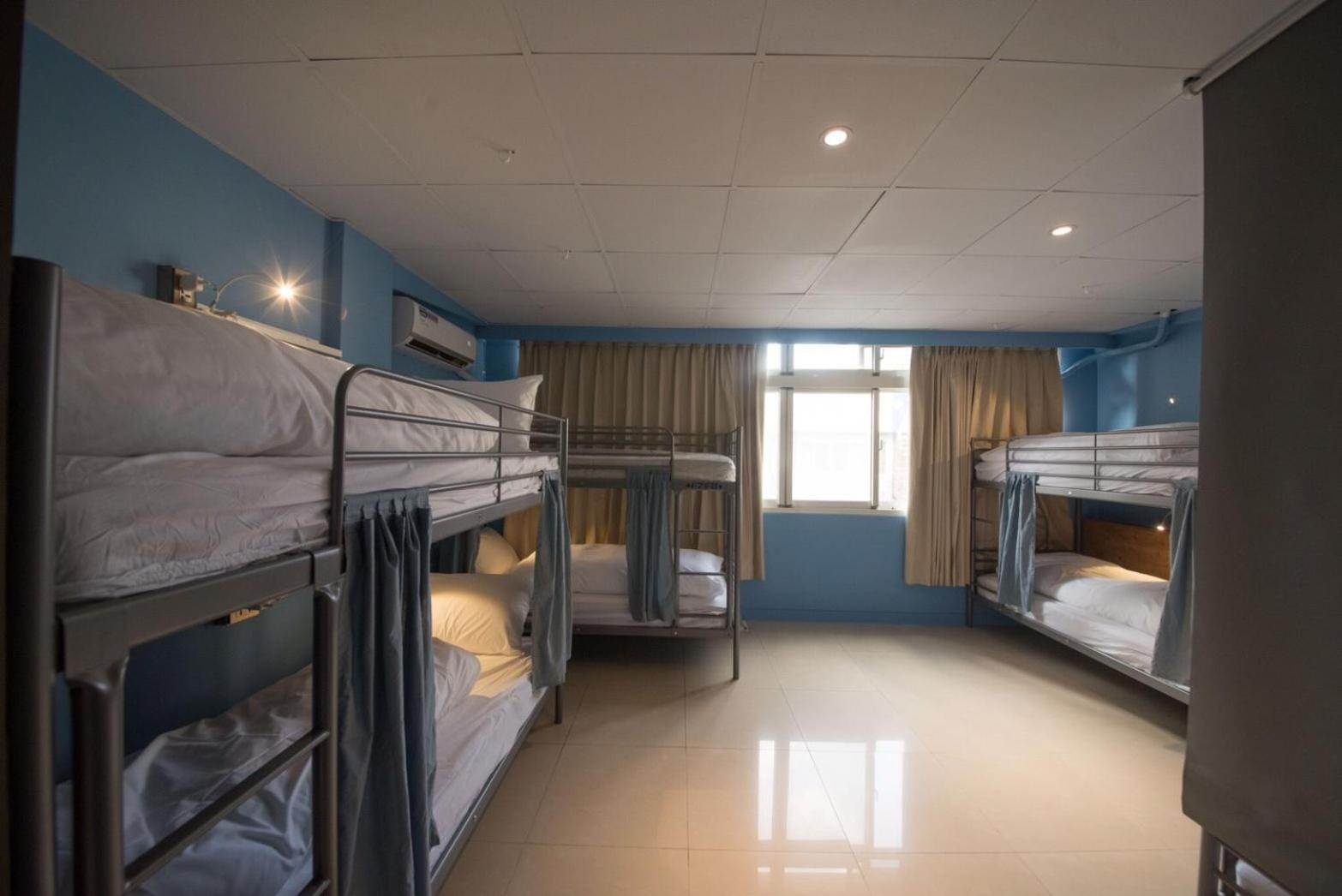 Deer Traveler Hostel Юйчи Экстерьер фото