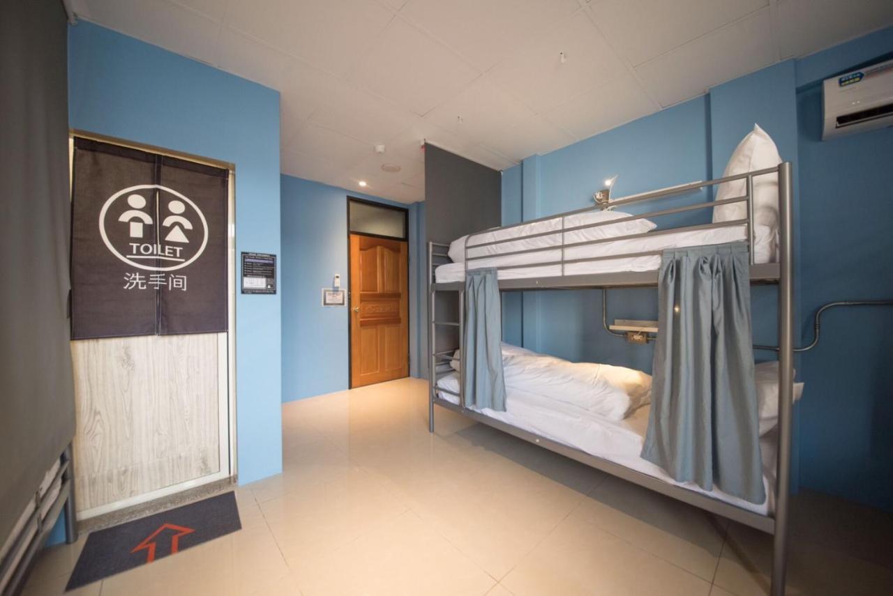 Deer Traveler Hostel Юйчи Экстерьер фото